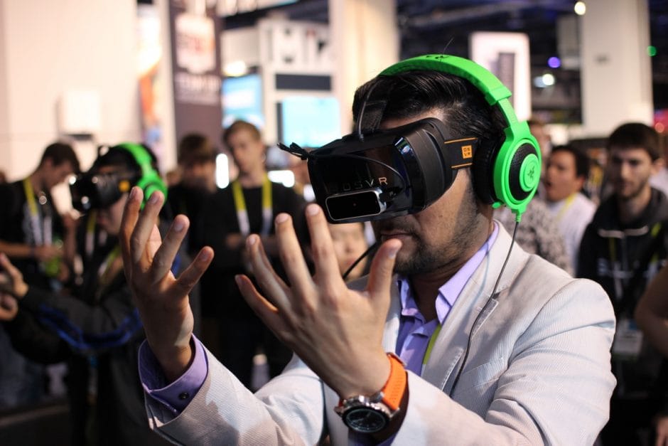 (Foto: "Razer OSVR Open-Source Virtual Reality for Gaming" von Maurizio Pesce auf flickr.com. Lizenz: CC BY 2.0)