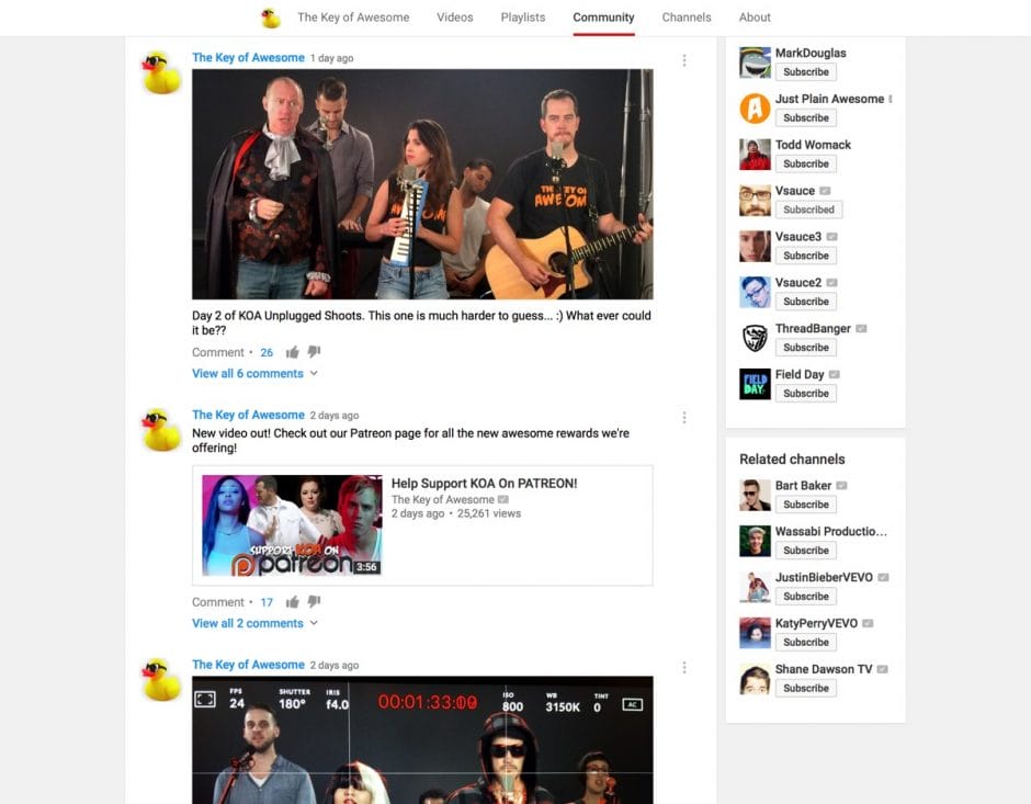 Screenshot der YouTube Community von „The Key of Awesome“